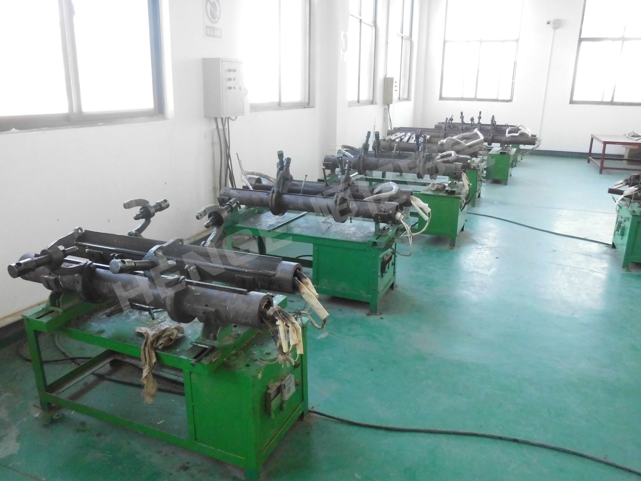 線圈熱壓成型設(shè)備